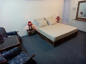 Iron/ironing board, free WiFi