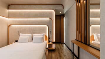 Egyptian cotton sheets, premium bedding, desk, blackout curtains