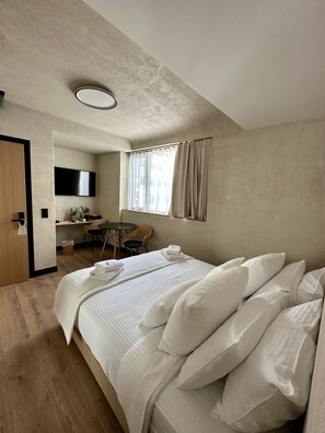 Deluxe Double Room | Egyptian cotton sheets, premium bedding, desk, blackout drapes