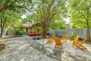 House (2 Bedrooms) | Interior - San Antonio Gem in Prime Location w/ Outdoor Space (San Antonio)