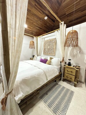 3 soverom, safe på rommet, strykejern/-brett og reiseseng for barn