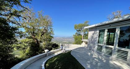 LA CASITA - Cozy retreat on top of PR mountains with stunning south coast views!