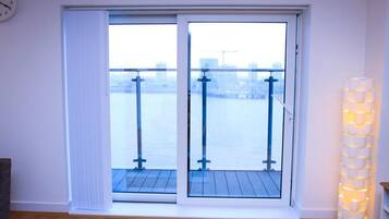 Apartment, 1 King Bed | Interior