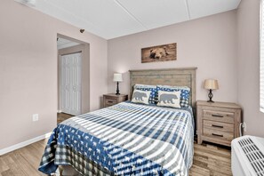Condo, Multiple Beds, Balcony, Mountain View | 2 bedrooms, individually decorated, individually furnished, free WiFi