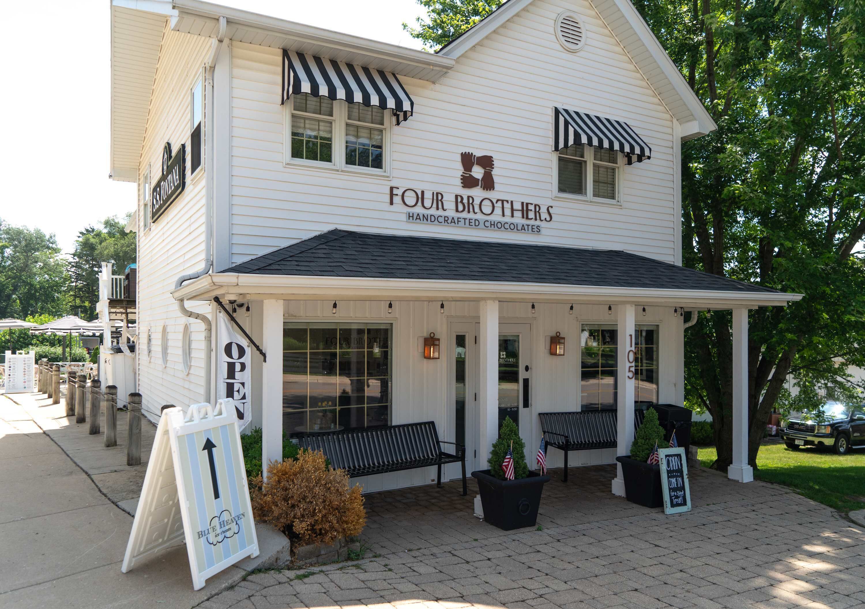 المنشأة من الخارج