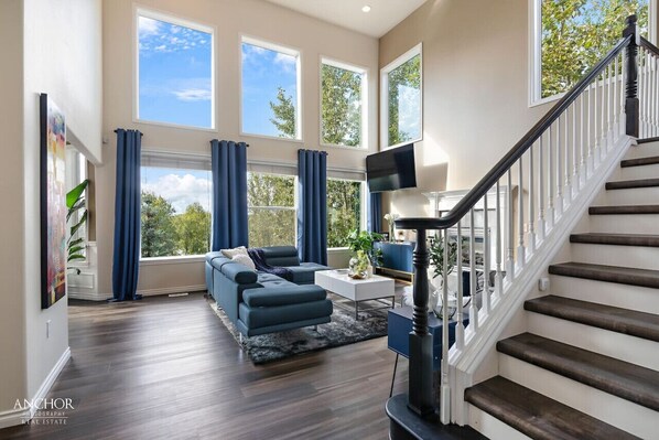 TV, fireplace, ping pong, printers