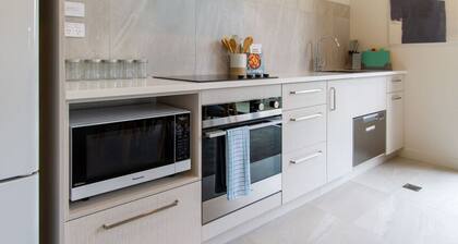 3 Bed 2.5 Bath Riccarton W/Games room