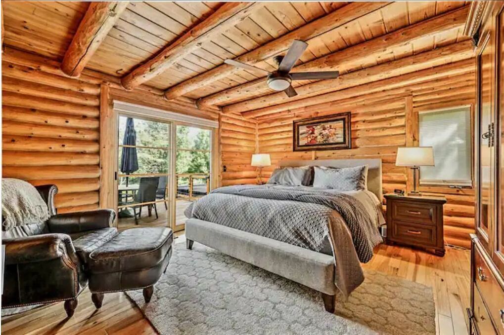 5 chambres, fer et planche à repasser, lit parapluie, Wi-Fi gratuit