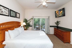 Condo, Multiple Beds, Pool Access, Garden View (Dreamers Oasis At Bahama Bay) | 3 bedrooms, individually decorated, individually furnished, desk - Dreamers Oasis At Bahama Bay (Davenport)