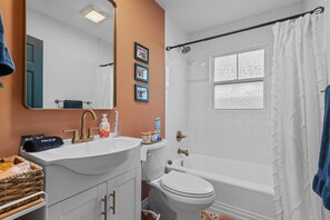 Hair dryer, towels, soap, shampoo - Mid-City Bungalow, 1 Mile from Bathhouse Row, Pup Friendly, Fully Fenced Yard! (Hot Springs)
