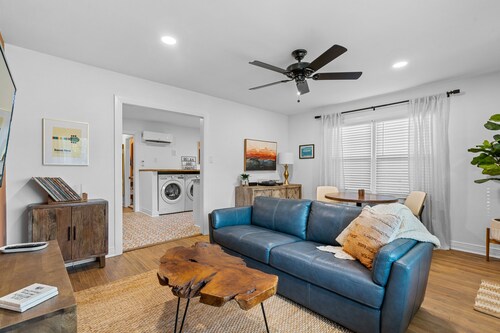 Mid-City Bungalow, 1 Mile from Bathhouse Row, Pup Friendly, Fully Fenced Yard!