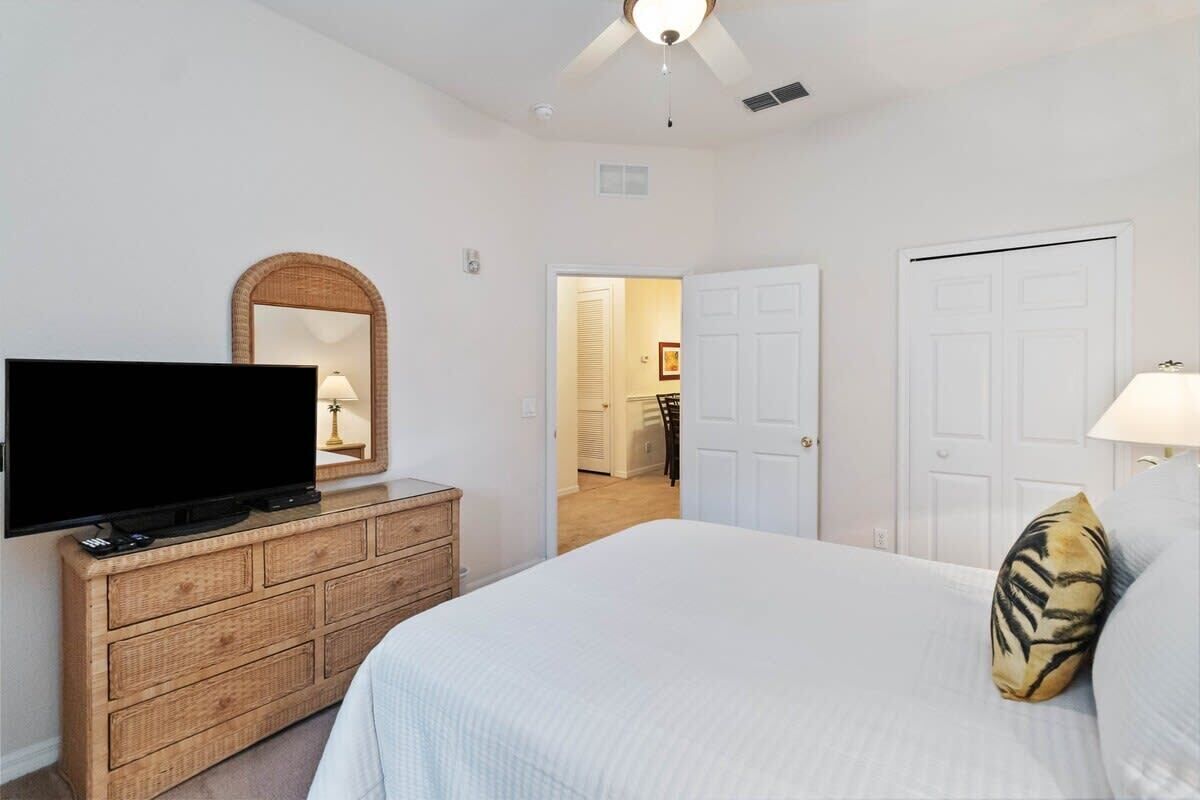 3 habitaciones, tabla de planchar con plancha, cuna de viaje y wifi 