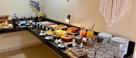 Free daily full breakfast