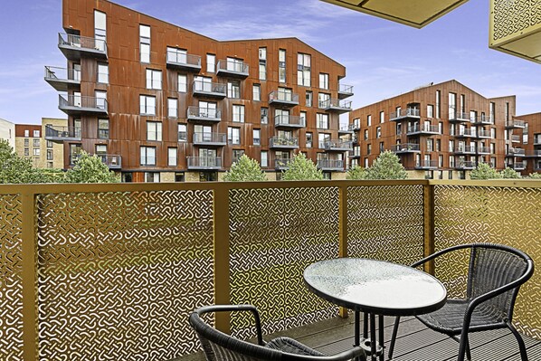 Basic Apartment, 1 King Bed | Exterior