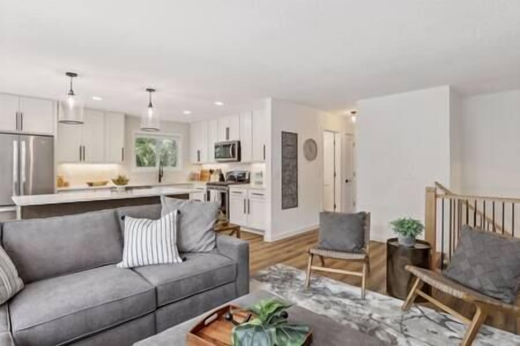 Stunning Fully Renovated Stillwater 4bed/2bath