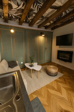 Living area - Love Room private sauna and balneo pets welcome (Briord)