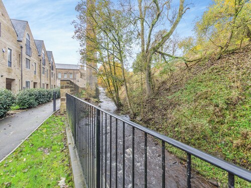 1 bedroom accommodation in Haworth