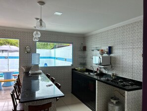 Fridge, microwave, stovetop, electric kettle