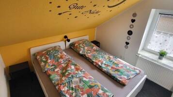 3 chambres, fer et planche Ă repasser, lit parapluie, Wi-Fi