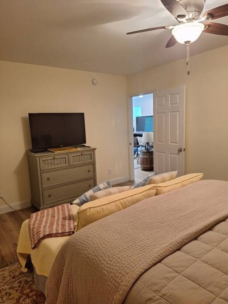 Mallard Dock 1 at Watts Bar Lake Roane County Vrbo