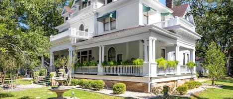 Fachada del alojamiento