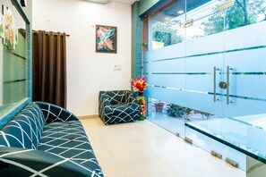 Reception - Treebo Udyam Glory (Nagpur)