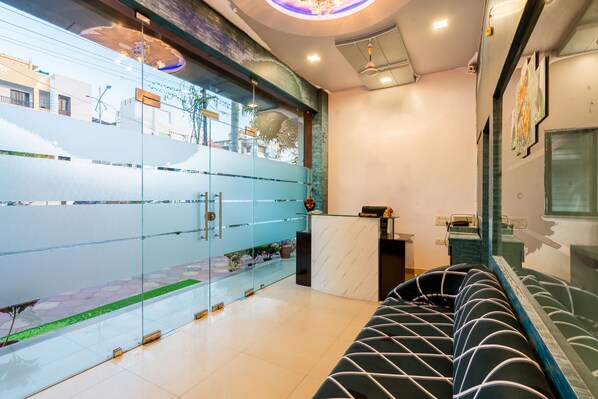 Reception - Treebo Udyam Glory (Nagpur)