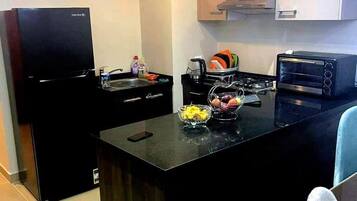 Apartment, 2 Bedrooms, Balcony, Garden View | Interior