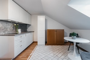 1 bedroom, in-room safe, laptop workspace, free WiFi
