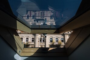Deluxe Apartment | In-room safe, laptop workspace, free WiFi, bed sheets - Cathedral Apart-Hotel (Vilnius)