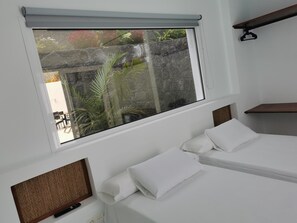 2 habitaciones, tabla de planchar con plancha, wifi y ropa de cama 