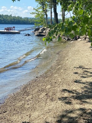Liegestühle, Strandtücher