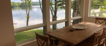 Newly remodeled home on Megunticook Lake 5 minutes from the Camden harbor
