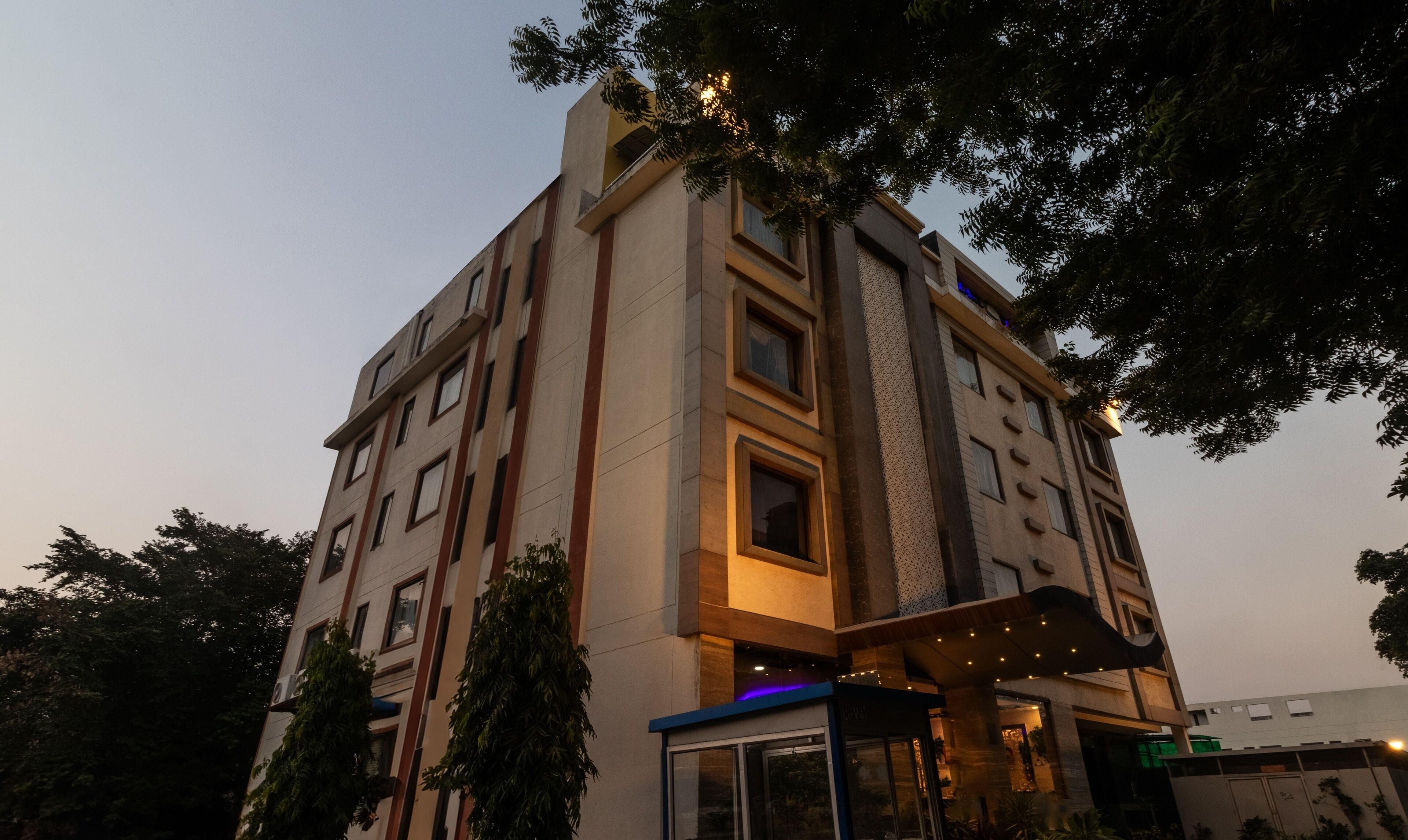 Photo - Treebo The Royal Taj, Near Taj Mahal