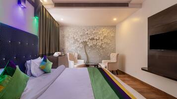 Chambre Double Standard | Coffres-forts dans les chambres, bureau, draps fournis