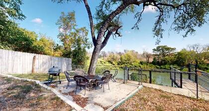 Lake Placid Waterfront/Sleeps 10