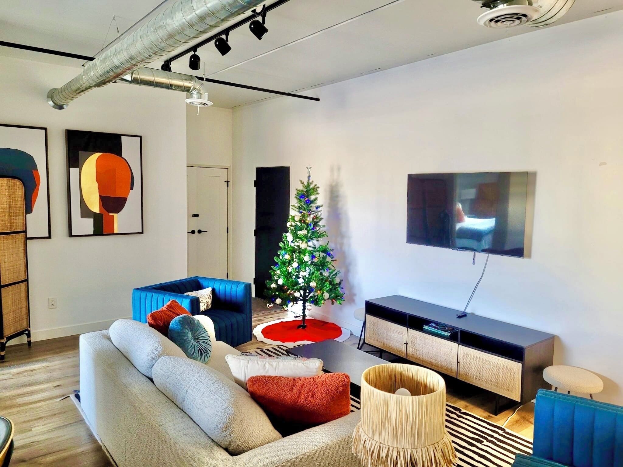 TV connectée, espaces bureaux