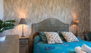 4 bedrooms, WiFi, bed sheets