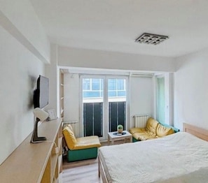 1 bedroom, iron/ironing board, free WiFi, bed sheets - Cozy apartment in the city center,close to the square,lake,restaurants and shops (Ohrid)