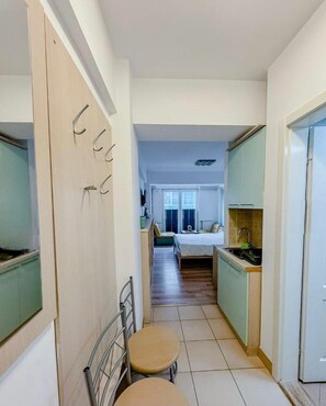 1 bedroom, iron/ironing board, free WiFi, bed sheets - Cozy apartment in the city center,close to the square,lake,restaurants and shops (Ohrid)