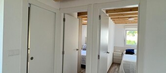 Casa nueva con vistas al mar y a la montaña