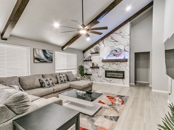 TV connectée, cheminée