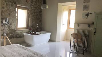 1 Schlafzimmer, Bügeleisen/Bügelbrett, Reisekinderbett, kostenloses WLAN