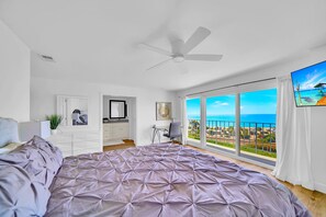 3 bedrooms, desk, WiFi, bed sheets