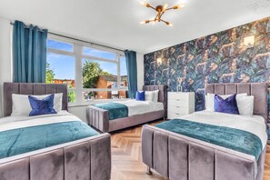 4 habitaciones, tabla de planchar con plancha y wifi gratis 