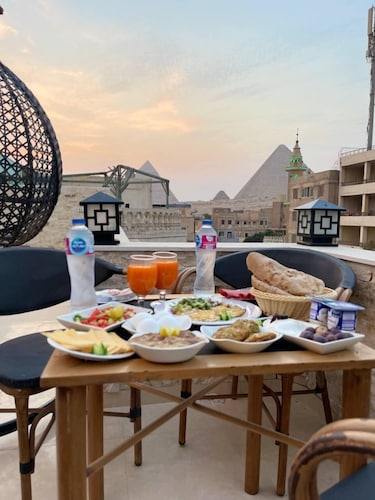 LOCANDA Pyramids Hotel 