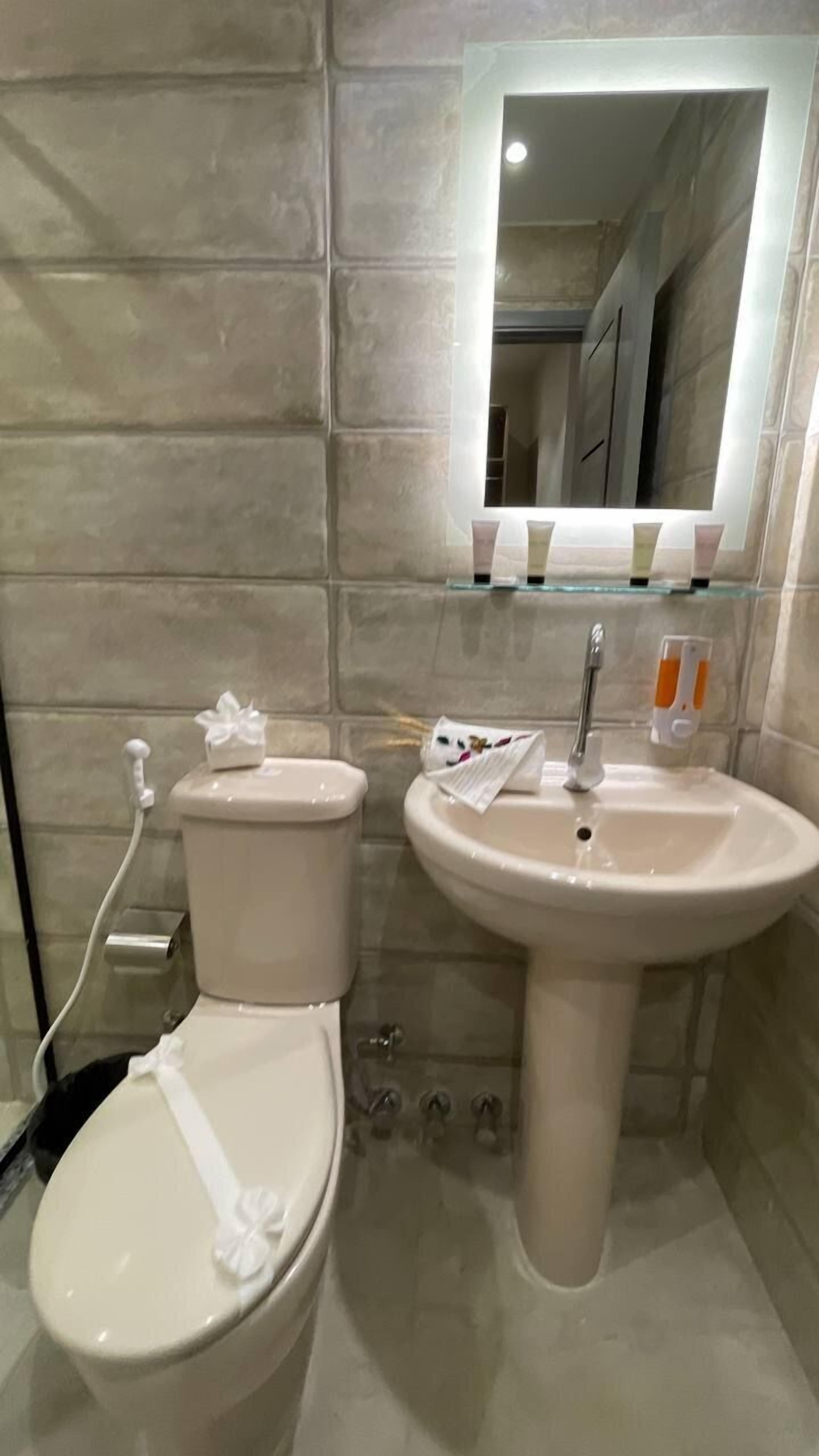 Photo - Locanda Pyramids Hotel