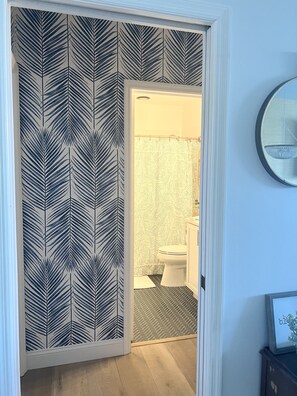Towels - Pelican Landing Updated Condo with Private Beach Access (Bonita Springs)