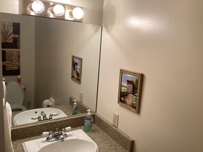 Towels, soap, shampoo, toilet paper