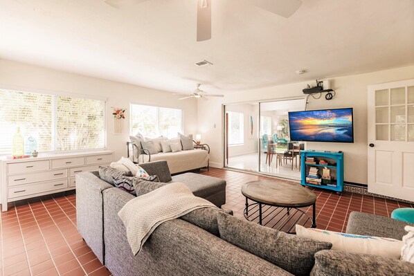 スマートテレビ、書庫